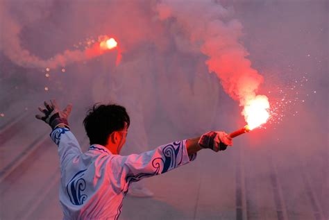 fire earth shaking pyrotechnics.